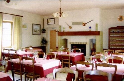 Hotel Chastrusse Nadaillac-de-Rouge Dış mekan fotoğraf